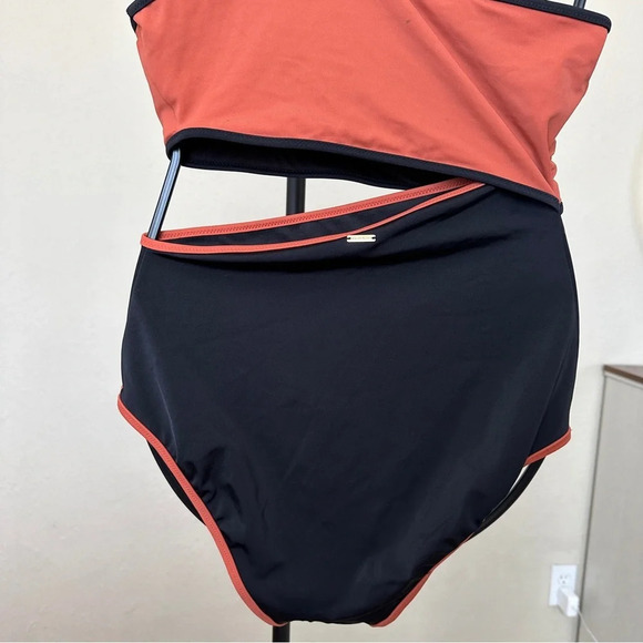 Victoria‎ Secret Cutout One-Piece Swimsuit NWOT color block - Picture 7 of 11